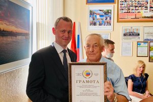 Руководство Балтийского объединения поздравило сотрудников с Днём строителя