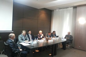 Антон Мороз отдал Сибирь Илье Пономареву