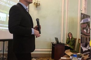 Директор Ассоциации Владимир Быков принял участие в конференции по малоэтажному строительству