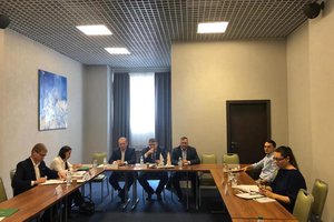 Антон Мороз рассказал о реализации нацпроекта «Жильё и городская среда» на Круглом столе по обсуждению реформы жилищного строительства