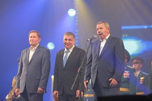 Петербург с размахом отпраздновал День строителя